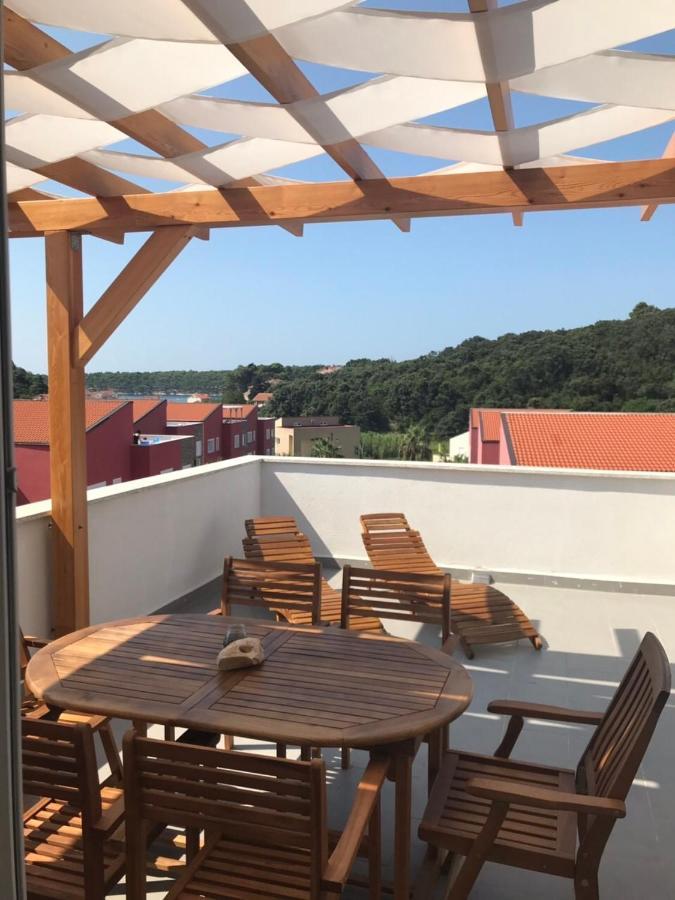 Vila Palit 497 D Apartment E Exterior foto